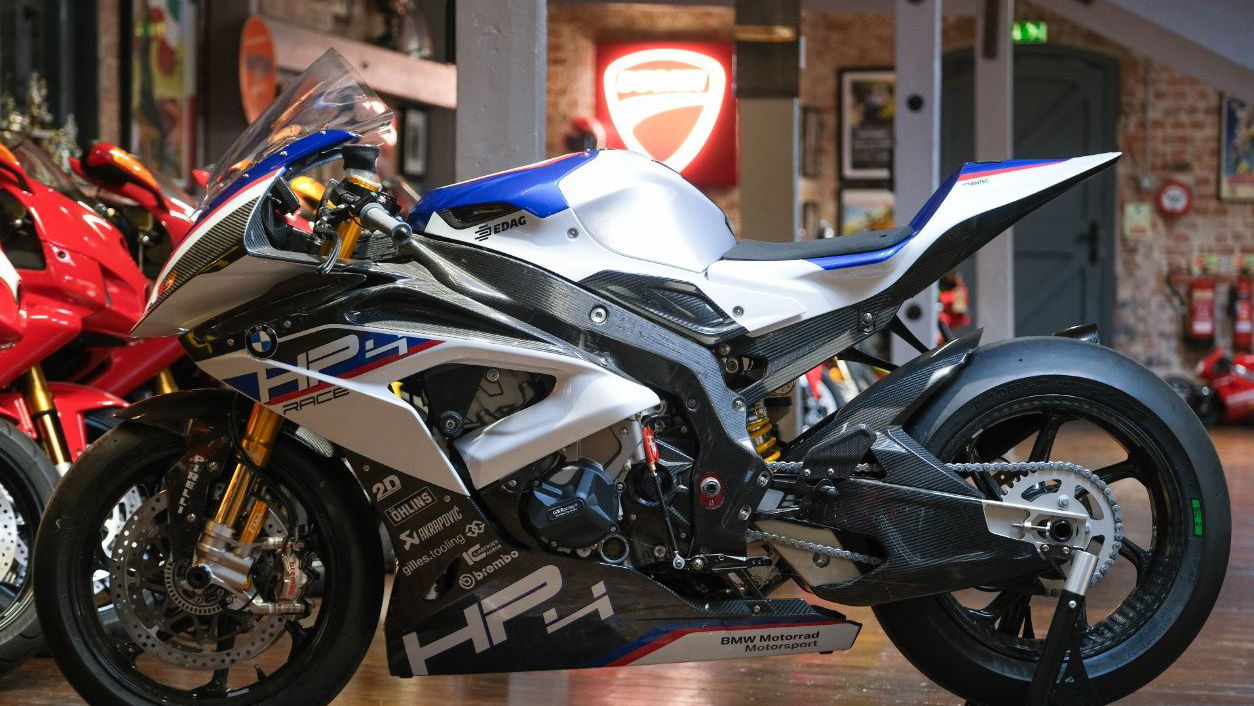 BMW HP4 Race